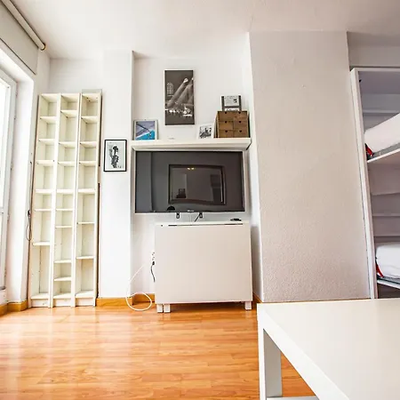 Holidays, Mont Blanc Estudio En Pradollano & Parking * Sierra Nevada