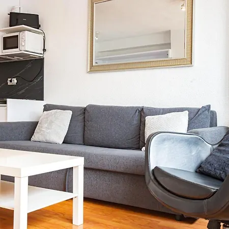 Holidays, Mont Blanc Estudio En Pradollano & Parking Lägenhet