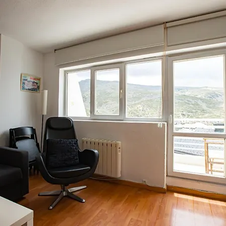 Holidays, Mont Blanc Estudio En Pradollano & Parking