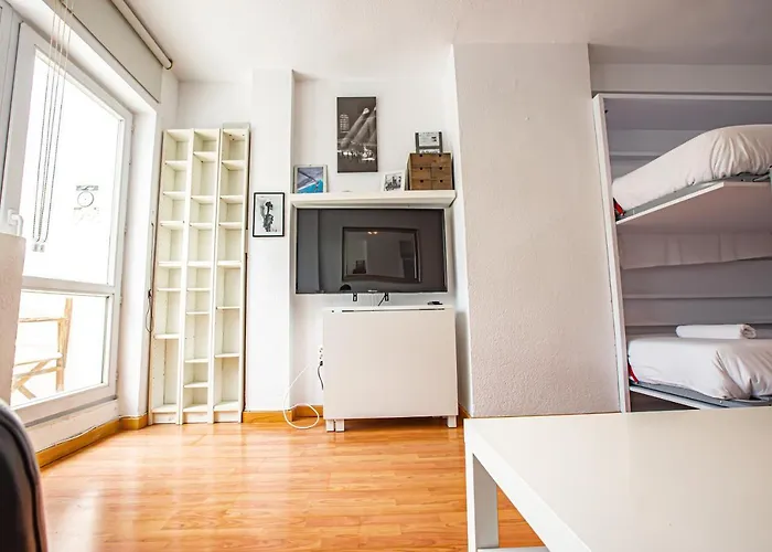 Holidays, Mont Blanc Estudio En Pradollano & Parking * Sierra Nevada